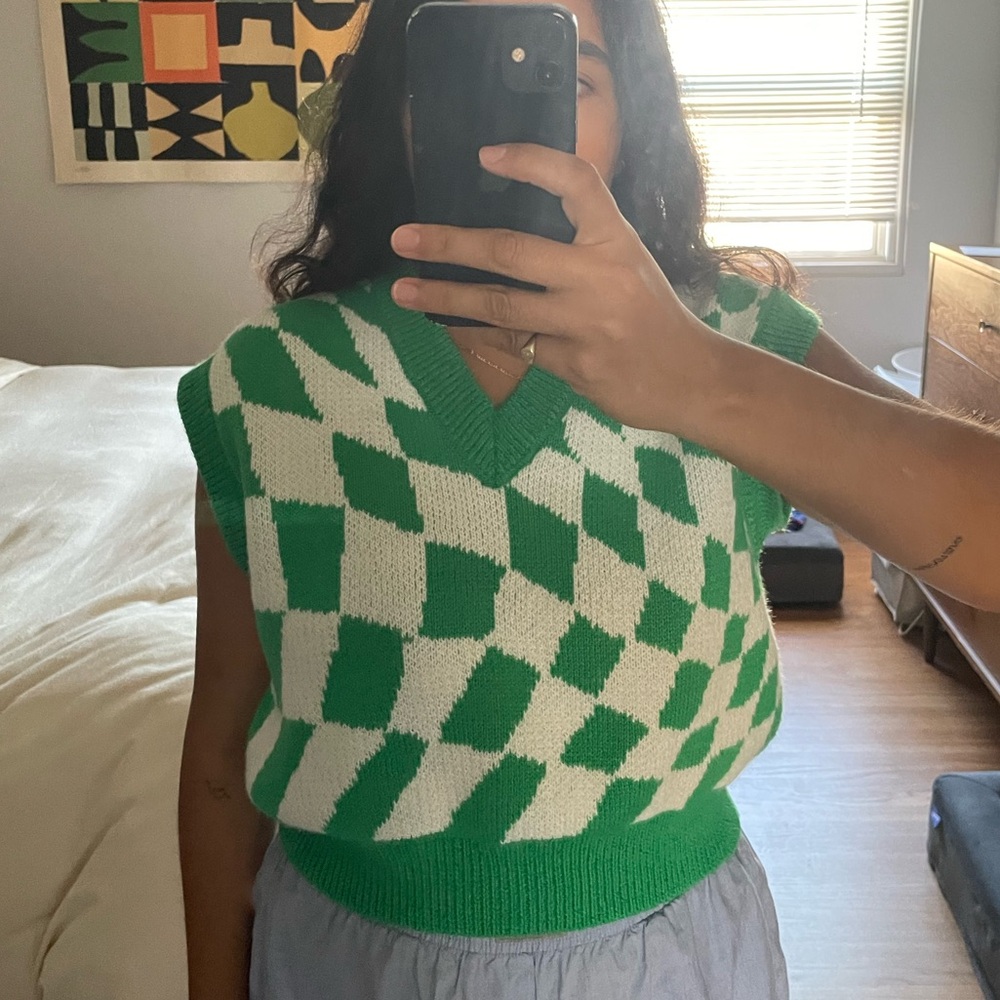 Lisa Says Gah sweater vest